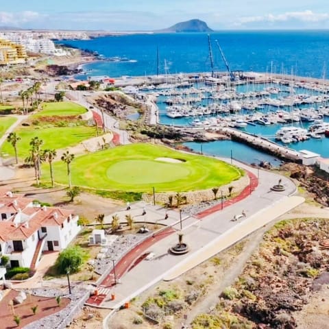 Marina en golfbaan in Tenerife